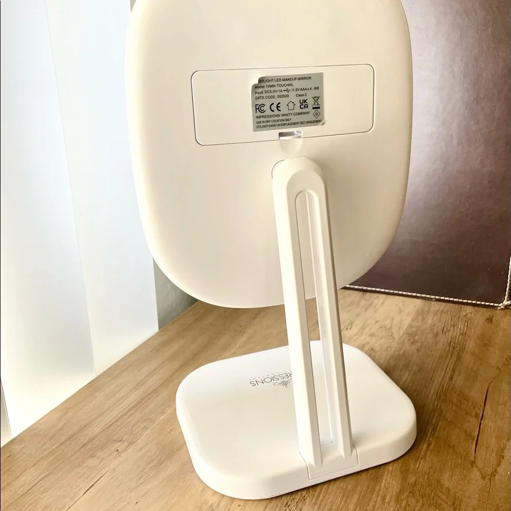 🪞Touch Highlight LED Vanity Mirror by Impressions Vanity